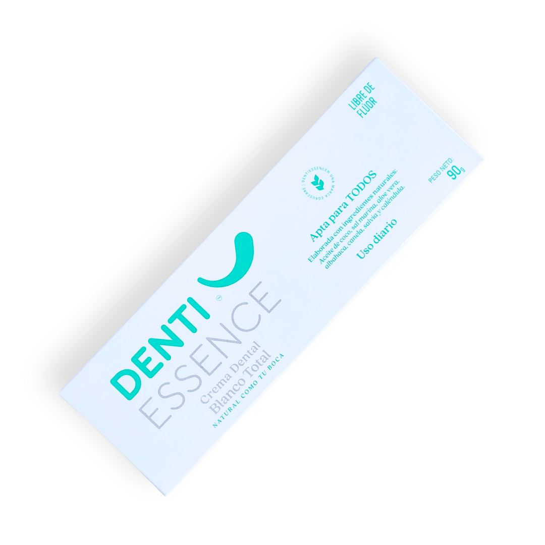 Crema Dental Sin Flúor Blanco Total con su caja y fondo blanco 