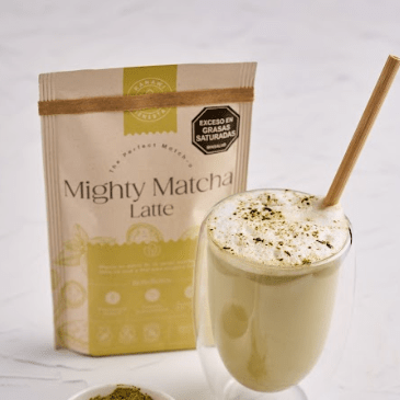 una bebida preparado con mighty matcha de kanawii